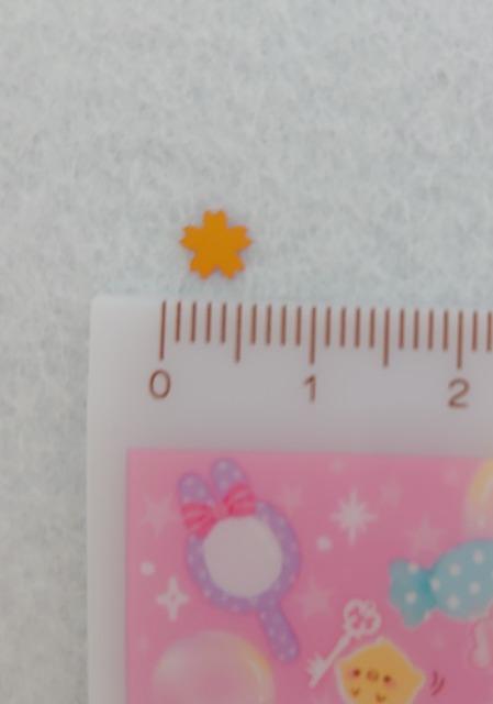 ★ハンドメイド素材★ケース入り!ホログラム・桜(レッド) < 香水/コスメ/ネイル  ★ハンドメイド素材★ケース入り!ホログラム・桜(レッド) < 香水/コスメ/ネイルの