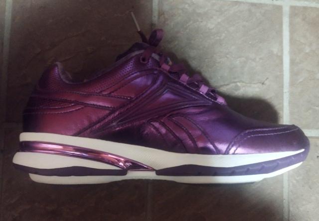 Reebok リーボック イージートーン 2009年初代モデル 23cm < ブランド  Reebok リーボック イージートーン 2009年初代モデル 23cm < ブランドの