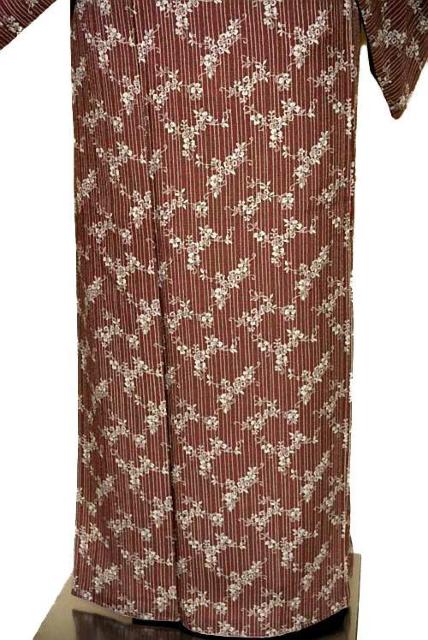 小紋 送料無料 最高峰 新品同様 創業70年 日本橋人形町・錦や クローバー 身丈154.5cm 裄丈62.5cm T3636 < 女性ファッション 小紋 送料無料 最高峰 新品同様 創業70年 日本橋人形町・錦や クローバー 身丈154.5cm 裄丈62.5cm T3636 < 女性ファッションの