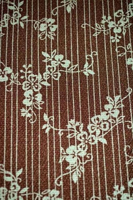 小紋 送料無料 最高峰 新品同様 創業70年 日本橋人形町・錦や クローバー 身丈154.5cm 裄丈62.5cm T3636 < 女性ファッション 小紋 送料無料 最高峰 新品同様 創業70年 日本橋人形町・錦や クローバー 身丈154.5cm 裄丈62.5cm T3636 < 女性ファッションの