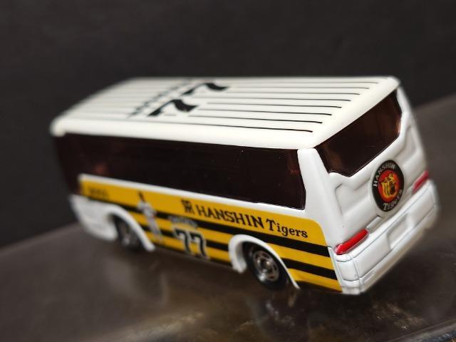 ★2003阪神タイガース優勝記念トミカ★77星野監督 三菱ふそうエアロクィーン★TOMY★ < ホビー  ★2003阪神タイガース優勝記念トミカ★77星野監督 三菱ふそうエアロクィーン★TOMY★ < ホビーの