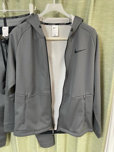 ナイキ NIKE プロ Pro Therma-FITメンズ フルジップ フーデッド ジャケット サイズL グレー 上下セット < ブランド ナイキ NIKE プロ Pro Therma-FITメンズ フルジップ フーデッド ジャケット サイズL グレー 上下セット < ブランドの