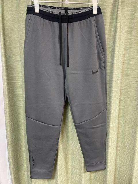 ナイキ NIKE プロ Pro Therma-FITメンズ フルジップ フーデッド ジャケット サイズL グレー 上下セット < ブランド ナイキ NIKE プロ Pro Therma-FITメンズ フルジップ フーデッド ジャケット サイズL グレー 上下セット < ブランドの