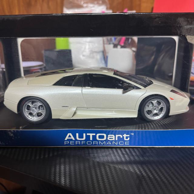 未展示品 オートアート 1/18 ランボルギーニ ムルシエラゴ 2001ホワイト < ホビー 未展示品 オートアート 1/18 ランボルギーニ ムルシエラゴ 2001ホワイト < ホビーの