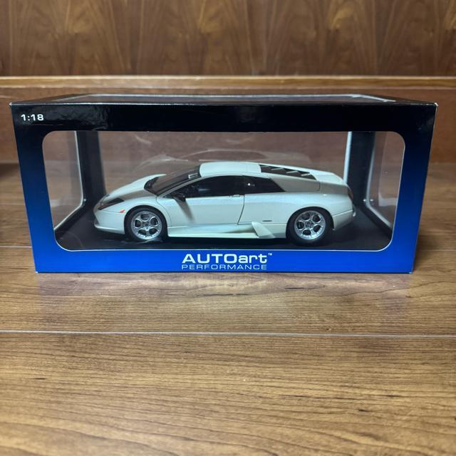 未展示品 オートアート 1/18 ランボルギーニ ムルシエラゴ 2001ホワイト < ホビー 未展示品 オートアート 1/18 ランボルギーニ ムルシエラゴ 2001ホワイト < ホビーの