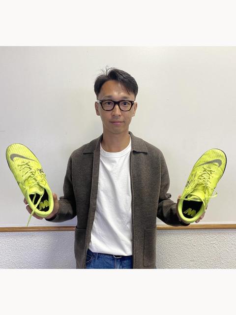 #7 佐田聡太郎選手 実使用 トレーニングシューズ(直筆サイン入り) < レジャー/スポーツ #7 佐田聡太郎選手 実使用 トレーニングシューズ(直筆サイン入り) < レジャー/スポーツの