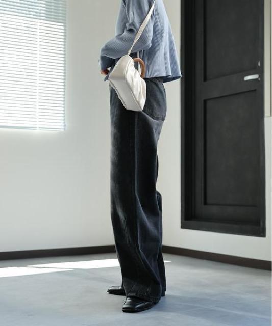 ap retroデニムカーブパンツ < 女性ファッション ap retroデニムカーブパンツ < 女性ファッションの