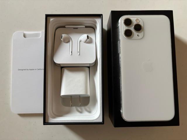 �����z���@iPhone11pro   �W�����N�i �� �Ɠd/AV�� 