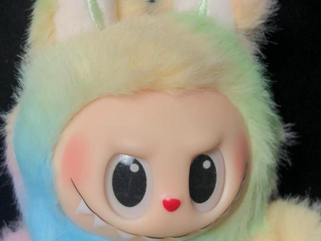 �y��/���i�zPOP MART ���u�u �ʂ������ �L�[�z���_�[ �J���t�� ���A �|�b�v�}�[�g LABUBU �����i ���������� �� ��������� 