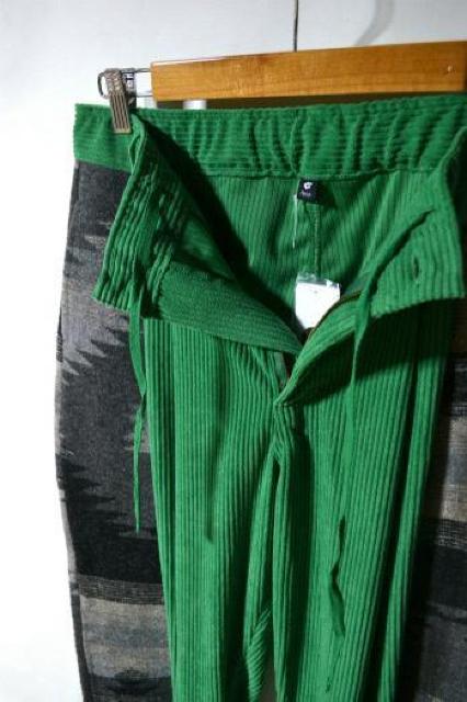 新品 チャイハネ ネティロパンツ 9分丈 グリーン フリーサイズ メンズ ボトムス 秋冬 オルテガ柄 コーデュロイ 刺繍 未使用 < ブランド 新品 チャイハネ ネティロパンツ 9分丈 グリーン フリーサイズ メンズ ボトムス 秋冬 オルテガ柄 コーデュロイ 刺繍 未使用 < ブランドの