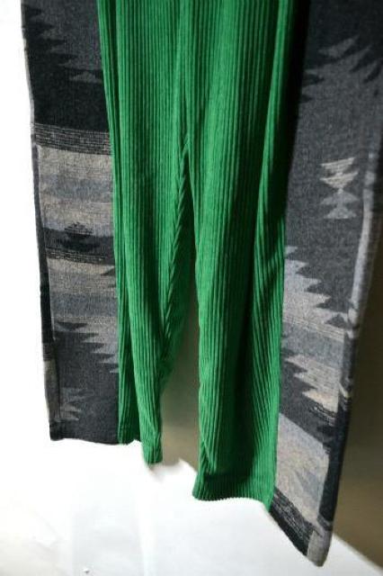 新品 チャイハネ ネティロパンツ 9分丈 グリーン フリーサイズ メンズ ボトムス 秋冬 オルテガ柄 コーデュロイ 刺繍 未使用 < ブランド 新品 チャイハネ ネティロパンツ 9分丈 グリーン フリーサイズ メンズ ボトムス 秋冬 オルテガ柄 コーデュロイ 刺繍 未使用 < ブランドの