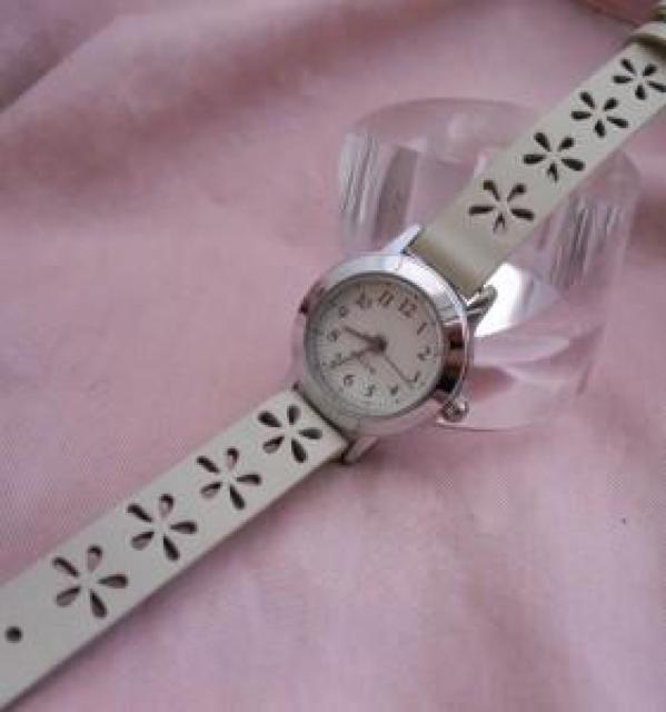 �J�b�g�x���g�E�H�b�`WH�[���f�B�[�X�r���v �� �����A�N�Z�T���[/���v�� 