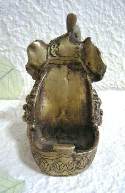 ☆即決☆真鍮製 ぞうの置物・小物入れ 12センチ エスニック < インテリア/ライフ ☆即決☆真鍮製 ぞうの置物・小物入れ 12センチ エスニック < インテリア/ライフの