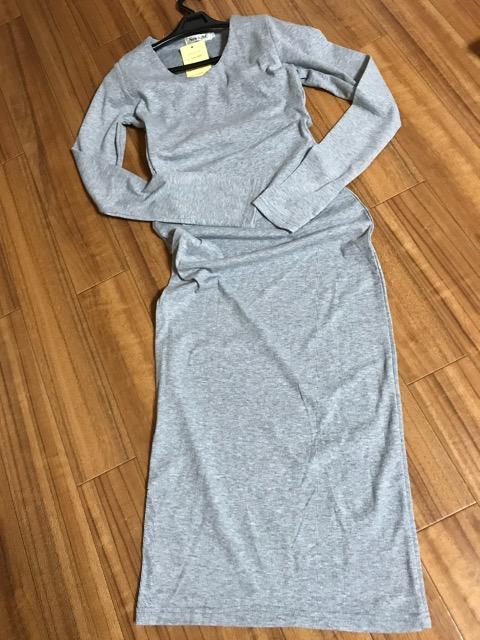 ☆新品*長袖大人Vネックロングワンピース < 女性ファッション  ☆新品*長袖大人Vネックロングワンピース  < 女性ファッションの