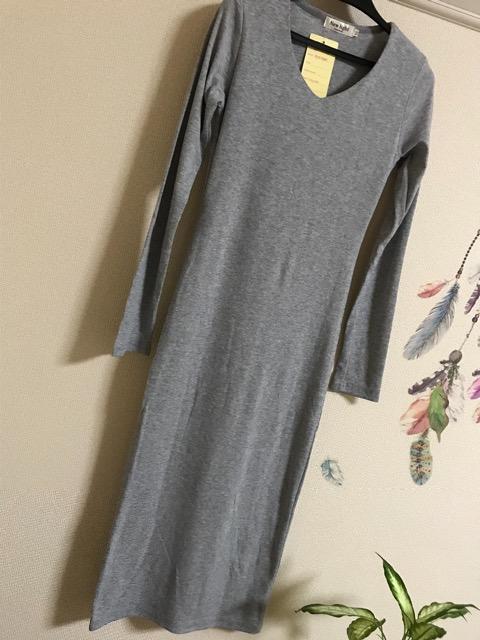 ☆新品*長袖大人Vネックロングワンピース < 女性ファッション  ☆新品*長袖大人Vネックロングワンピース < 女性ファッションの