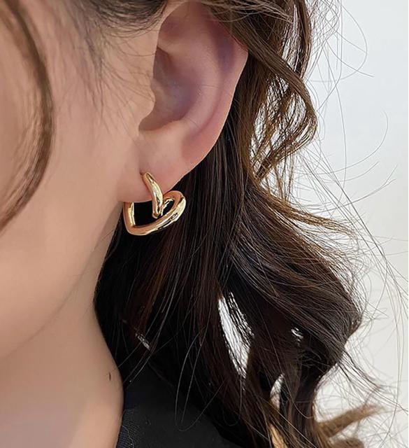 LA VORAGINE ハートねじりピアス < 女性アクセサリー/時計  LA VORAGINE ハートねじりピアス < 女性アクセサリー/時計の