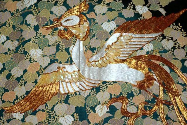 黒留袖 最高峰 未使用品 創業460年 千總 金彩 螺鈿 金駒シシュウ 鳳凰 桐 比翼 身丈169cm 裄64.5cm T3692 < 女性ファッション 黒留袖 最高峰 未使用品 創業460年 千總 金彩 螺鈿 金駒シシュウ 鳳凰 桐 比翼 身丈169cm 裄64.5cm T3692 < 女性ファッションの