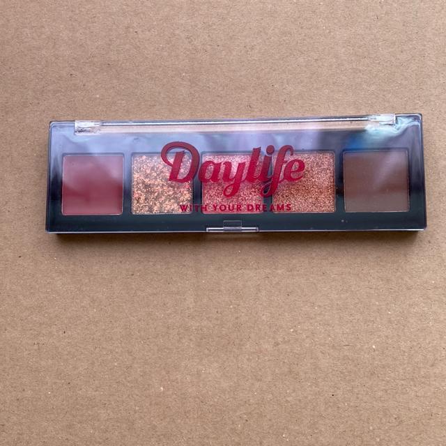 DAYLIFE 5色メイクパレット < 香水/コスメ/ネイル DAYLIFE 5色メイクパレット < 香水/コスメ/ネイルの