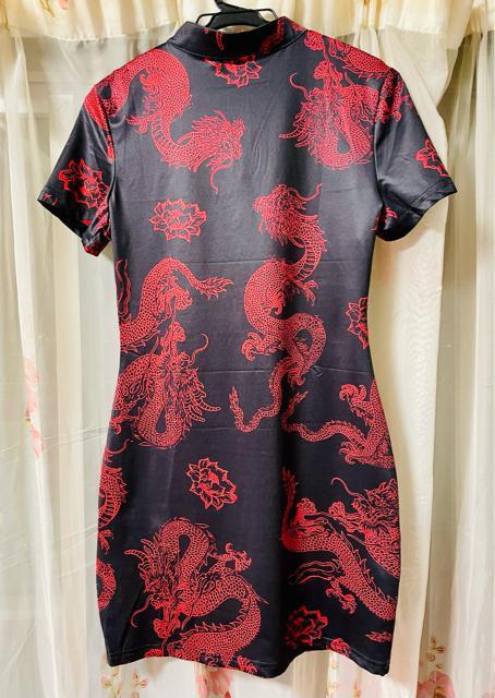 チャイナ風ボディコンドレス ストレッチあり Sサイズ  新品、未使用 < 女性ファッション  チャイナ風ボディコンドレス ストレッチあり Sサイズ  新品、未使用 < 女性ファッションの