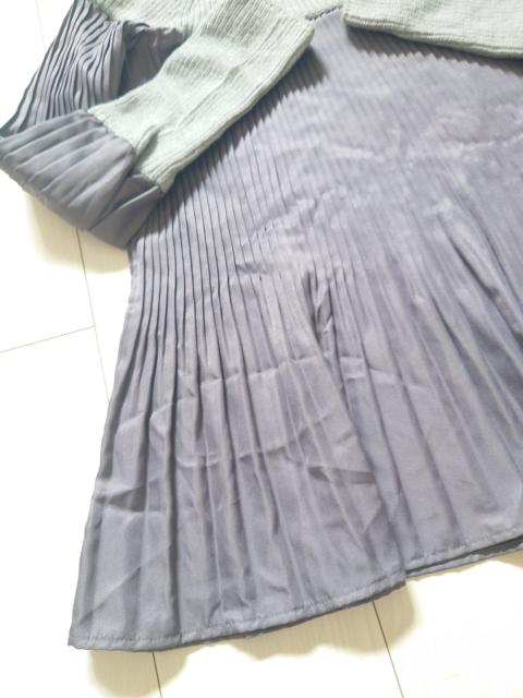 異素材切替ハイネックニットプリーツブラウス < 女性ファッション  異素材切替ハイネックニットプリーツブラウス < 女性ファッションの