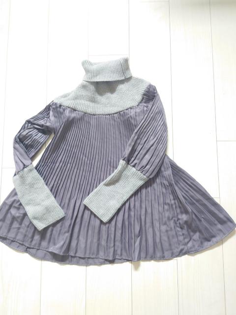 異素材切替ハイネックニットプリーツブラウス < 女性ファッション  異素材切替ハイネックニットプリーツブラウス < 女性ファッションの