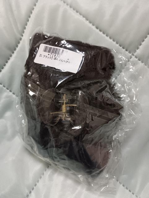 ぼんぼんヘアクリップ、ブラック < 女性アクセサリー/時計 ぼんぼんヘアクリップ、ブラック < 女性アクセサリー/時計の