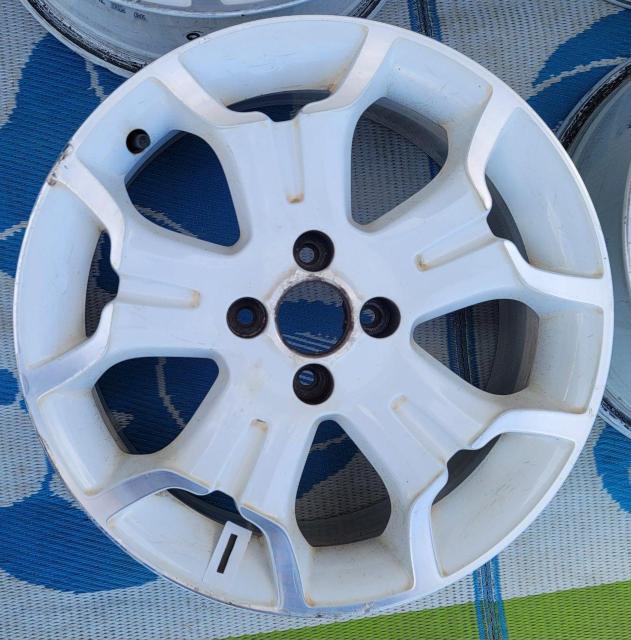 CITROEN シトロエン DS3 純正アルミホイール17インチ7J PCD108 4穴 +25 ハブ65 ホイールのみ4本セッ < 自動車/バイク CITROEN シトロエン DS3 純正アルミホイール17インチ7J PCD108 4穴 +25 ハブ65 ホイールのみ4本セッ < 自動車/バイク