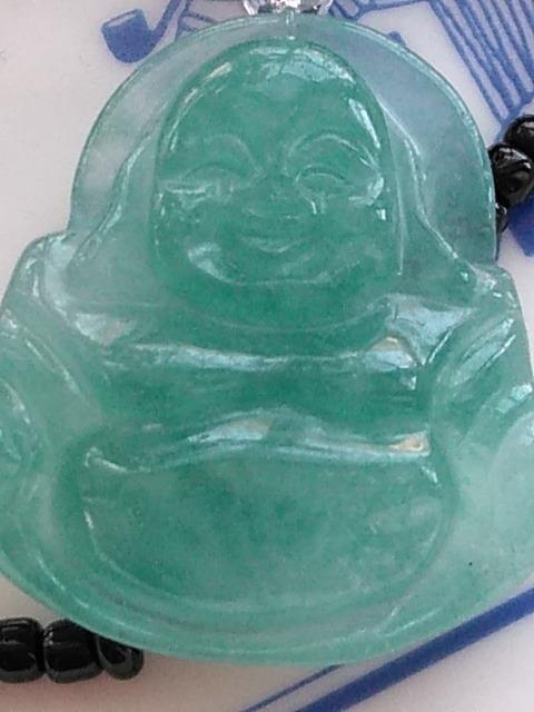 翡翠の布袋さん ビーズペンダント < 女性アクセサリー/時計 翡翠の布袋さん ビーズペンダント < 女性アクセサリー/時計の