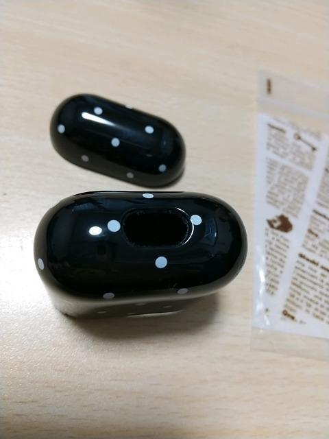 AirPodsP[Xʂ̃vX`bNP[XiłI  Ɠd/AV 