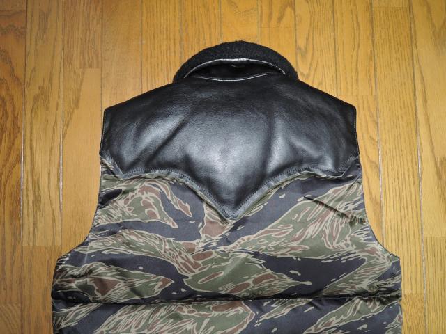 美中古 HYSTERIC GLAMOUR ヒステリックグラマー × ロッキーマウンテン 迷彩柄 ダウン ベスト S36 カモ < ブランド  美中古 HYSTERIC GLAMOUR ヒステリックグラマー × ロッキーマウンテン 迷彩柄 ダウン ベスト S36 カモ < ブランドの