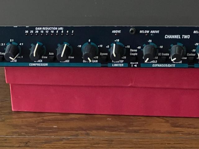 dbx 166XL 中古品 < ホビー  dbx 166XL 中古品 < ホビーの