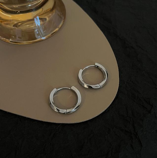 波打ち フープピアス シルバー【両耳セット】 < 女性アクセサリー/時計  波打ち フープピアス シルバー【両耳セット】 < 女性アクセサリー/時計の