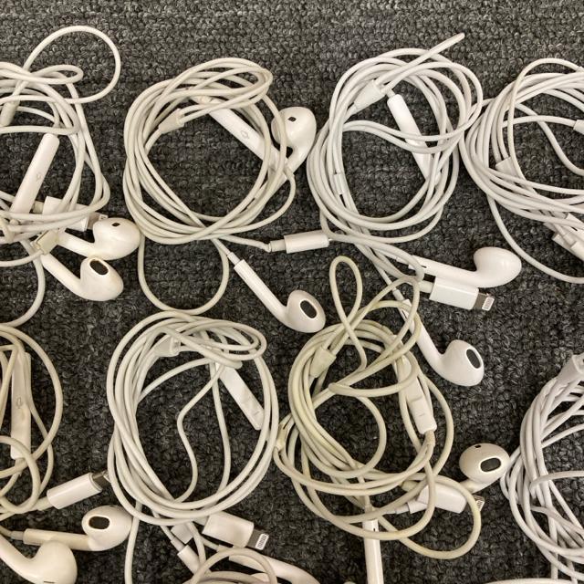 ���� Apple �A�b�v�� iPhone �L���C���z�� ���C�g�j���O 15�� �� �Ɠd/AV�� 