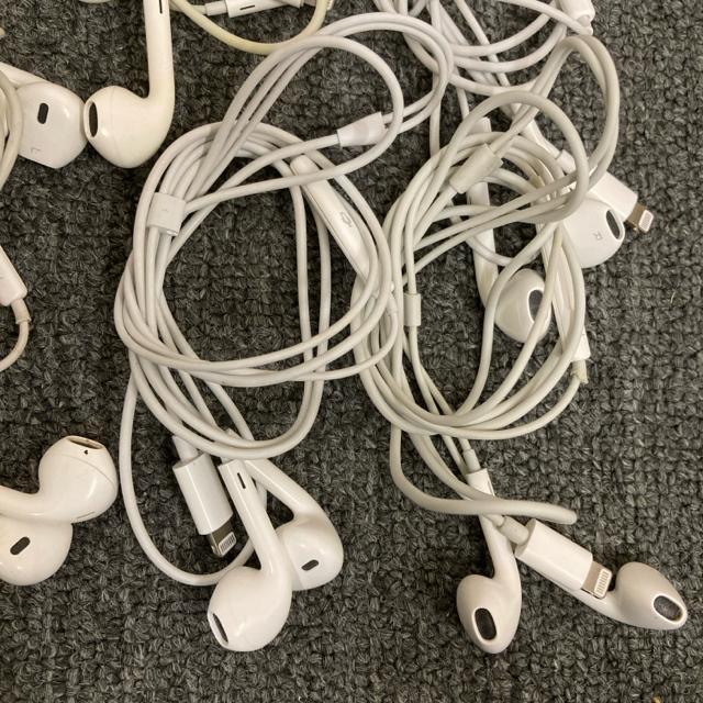 ���� Apple �A�b�v�� iPhone �L���C���z�� ���C�g�j���O 15�� �� �Ɠd/AV�� 