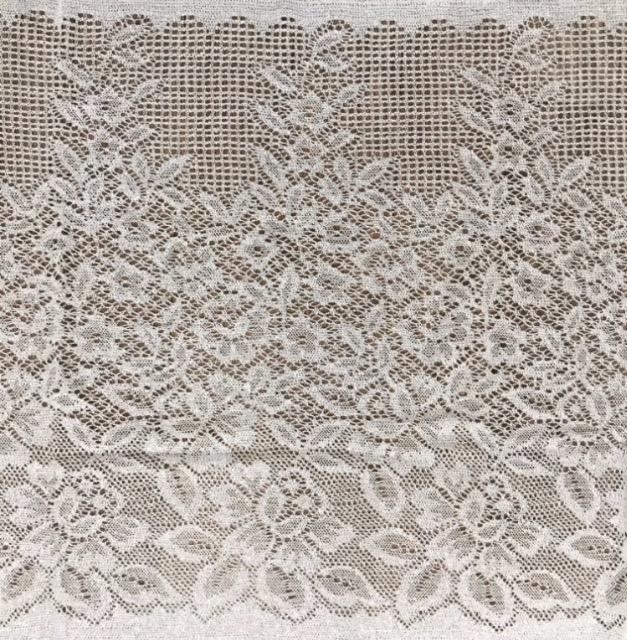 パーティー結婚式キラキラストール〓シルバーラメレース〓美品 < 女性ファッション パーティー結婚式キラキラストール〓シルバーラメレース〓美品 < 女性ファッションの