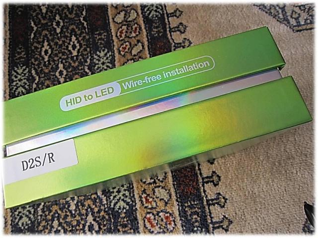 美品 純正HID交換用 LEDヘッドライト バルブ D2S/D2R ポン付け仕様 35W 6000K 18000Lm 2本 < 自動車/バイク 美品 純正HID交換用 LEDヘッドライト バルブ D2S/D2R ポン付け仕様 35W 6000K 18000Lm 2本 < 自動車/バイク