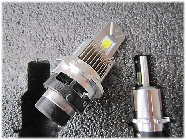 美品 純正HID交換用 LEDヘッドライト バルブ D2S/D2R ポン付け仕様 35W 6000K 18000Lm 2本 < 自動車/バイク 美品 純正HID交換用 LEDヘッドライト バルブ D2S/D2R ポン付け仕様 35W 6000K 18000Lm 2本 < 自動車/バイク