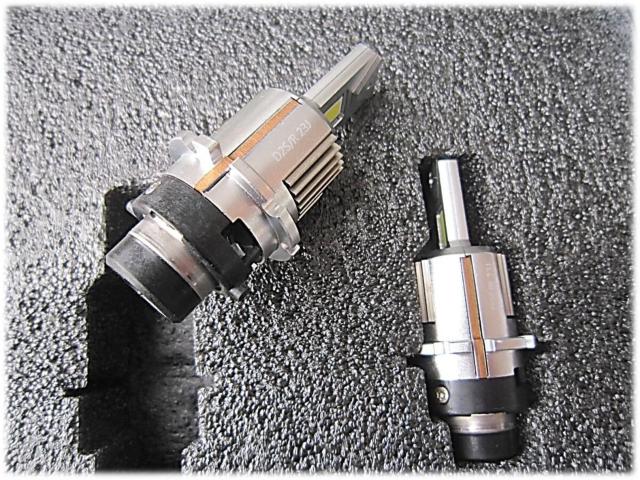 美品 純正HID交換用 LEDヘッドライト バルブ D2S/D2R ポン付け仕様 35W 6000K 18000Lm 2本 < 自動車/バイク 美品 純正HID交換用 LEDヘッドライト バルブ D2S/D2R ポン付け仕様 35W 6000K 18000Lm 2本 < 自動車/バイク
