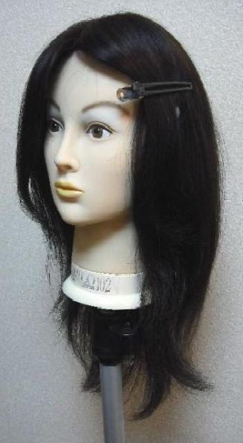 人毛 ウィッグ 幅広人工皮膚付き 自然色 ロング Mサイズ < 女性ファッション  人毛 ウィッグ 幅広人工皮膚付き 自然色 ロング Mサイズ < 女性ファッションの