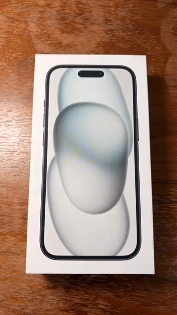 iPhone15 256GB ブラック 無印 SIMフリー 外箱あり ケース付き フィルム付き 美品 < 家電/AV iPhone15 256GB ブラック 無印 SIMフリー 外箱あり ケース付き フィルム付き 美品 < 家電/AVの