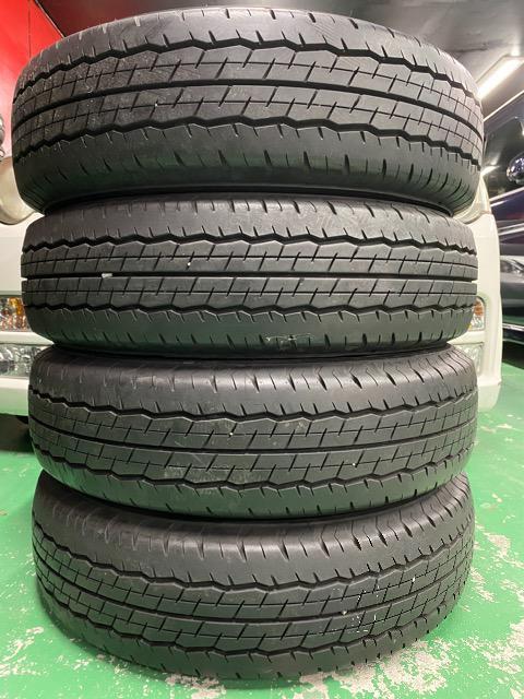 7071632)激安バリ溝国産中古タイヤ4本セット195/80R15LT107/105送料無料 < 自動車/バイク 7071632)激安バリ溝国産中古タイヤ4本セット195/80R15LT107/105送料無料 < 自動車/バイク