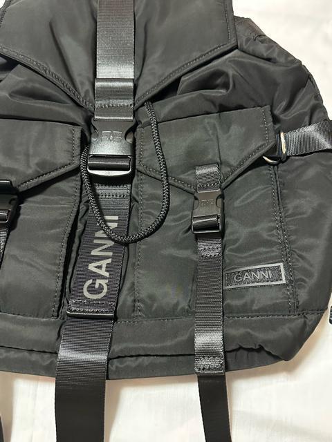 Vi GANNI obNpbN iC bN ubN  t@bV 