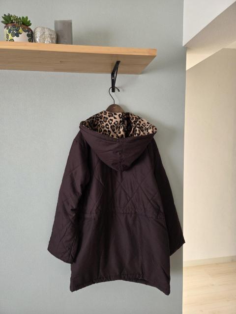 E'S�R�[�g���`���R�J���[�̒��ȃ_�E�����R�[�g �� �����t�@�b�V������ 