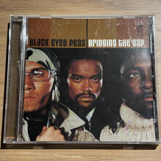 �yBLACK EYED PEAS�zBRIDGING THE GAP (�󂠂�)  �� CD/DVD/�r�f�I�� 