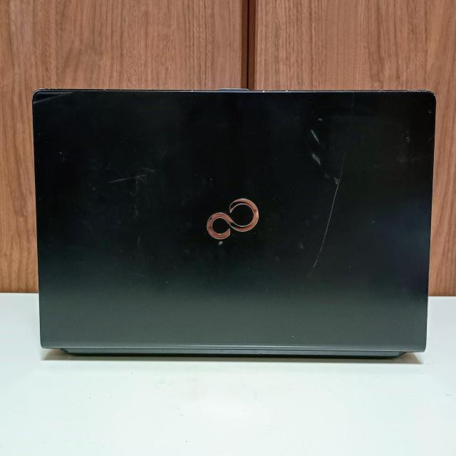 �m�[�g�p�\�R�� LIFEBOOK Corei5 ������6GB SSD120GB Web�J���� Windows11 Office �� PC�{��/���Ӌ@��� 
