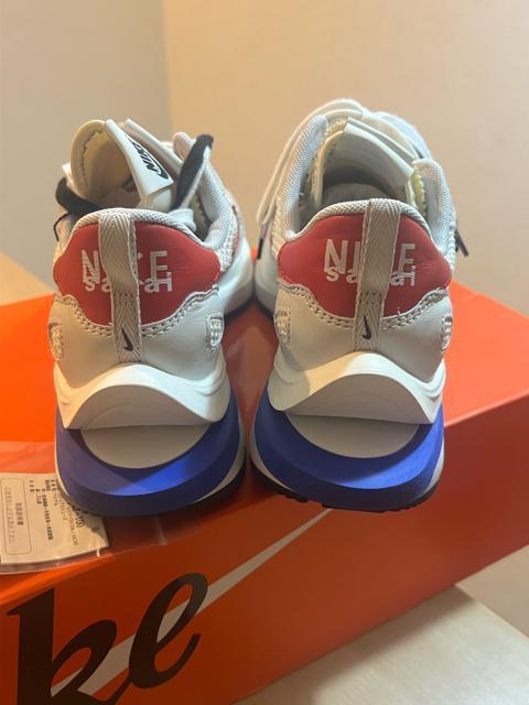 sacai × Nike Vapor Waffle "Royal Fuchsia < ブランド  sacai × Nike Vapor Waffle "Royal Fuchsia < ブランドの