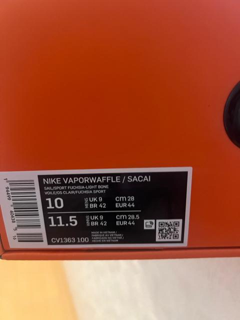 sacai × Nike Vapor Waffle "Royal Fuchsia < ブランド  sacai × Nike Vapor Waffle "Royal Fuchsia < ブランドの