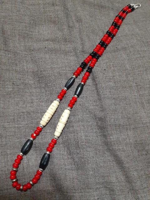 インディアンジュエリー★SLV925★ホワイトハーツ★ボーンビーズ★シルバー925★ビーズネックレス★送料無料★男女兼用 < 女性アクセサリー/時計 インディアンジュエリー★SLV925★ホワイトハーツ★ボーンビーズ★シルバー925★ビーズネックレス★送料無料★男女兼用 < 女性アクセサリー/時計の