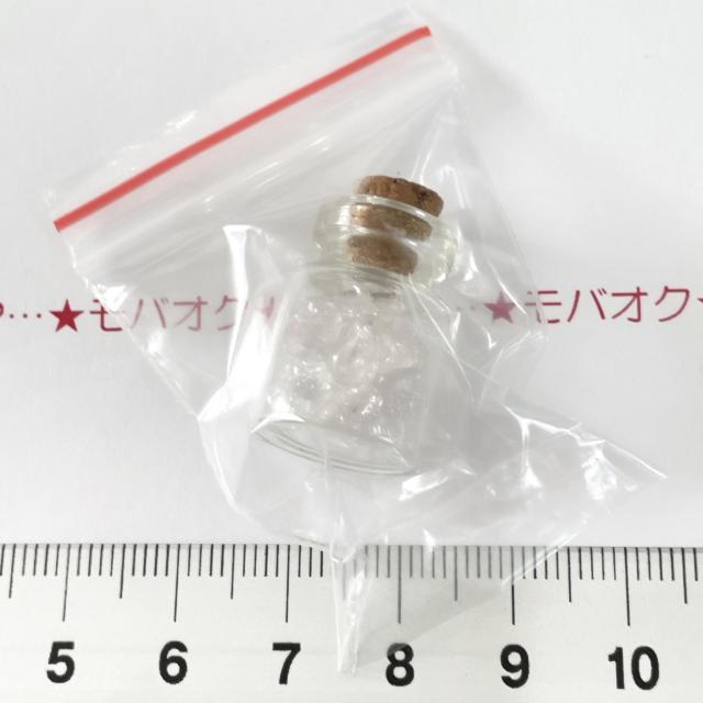29*クラックガラスビーズ入り ガラスの小瓶 蓋接着なし 28 < 女性ファッション  29*クラックガラスビーズ入り ガラスの小瓶 蓋接着なし 28  < 女性ファッションの