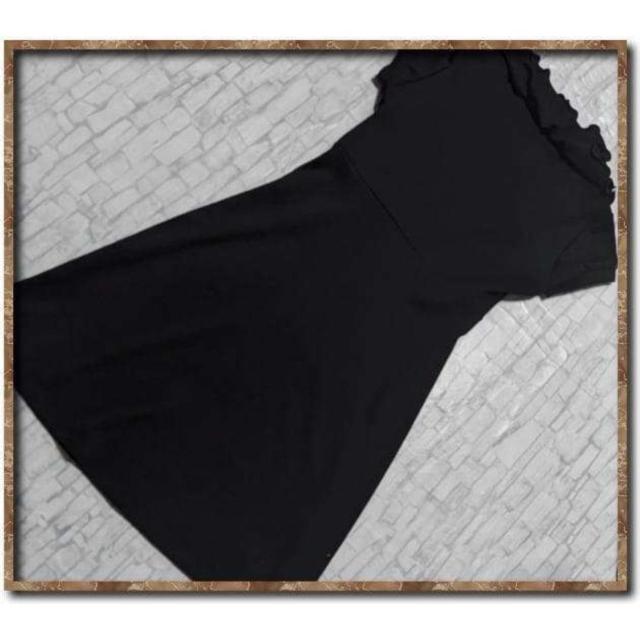 リナシメント フリル付きカットワンピース 黒 < 女性ファッション リナシメント フリル付きカットワンピース 黒 < 女性ファッションの